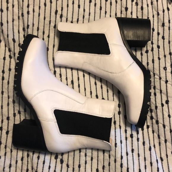 uo alex square toe chelsea boot